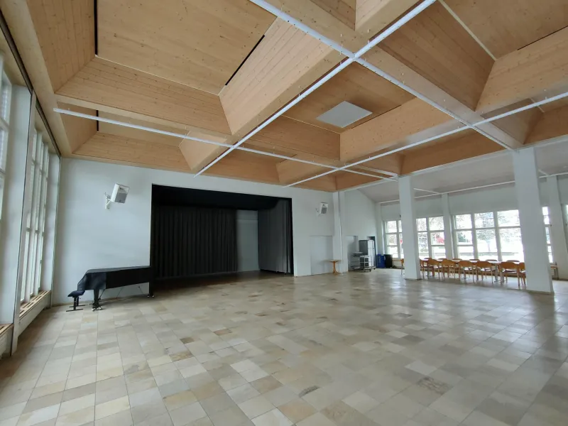 Grosser Saal (Foto: Lyss Pfarrkollegium) Grosser Saal (Foto: Lyss Pfarrkollegium)