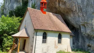 Bild Verenaschlucht Kirche (Foto: Ref. Kirche Reinach AG) Bild Verenaschlucht Kirche (Foto: Ref. Kirche Reinach AG)