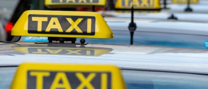 Gottesdienst-Taxi (Foto: Tanja Fahrni)